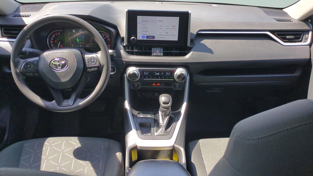 Certified 2024 Toyota RAV4 XLE image 21