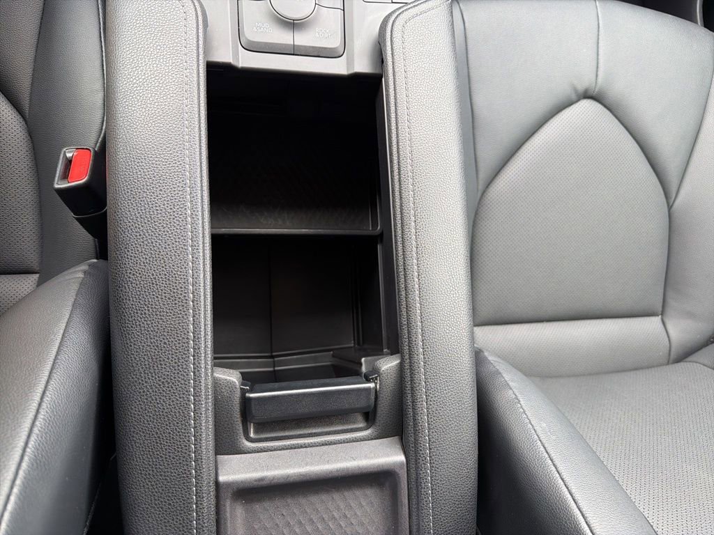 Used 2025 Toyota Grand Highlander AWD image 23