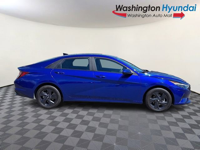 Certified 2023 Hyundai Elantra SEL w/ Preferred Accessory Package FWD image 7