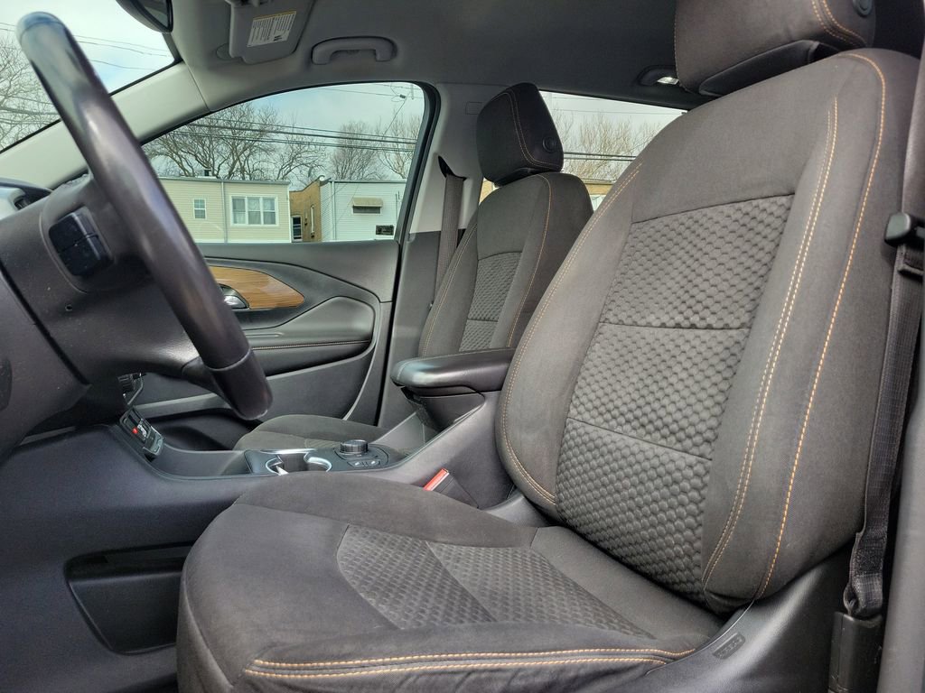 Used 2019 GMC Terrain SLE w/ Driver Convenience Package image 19