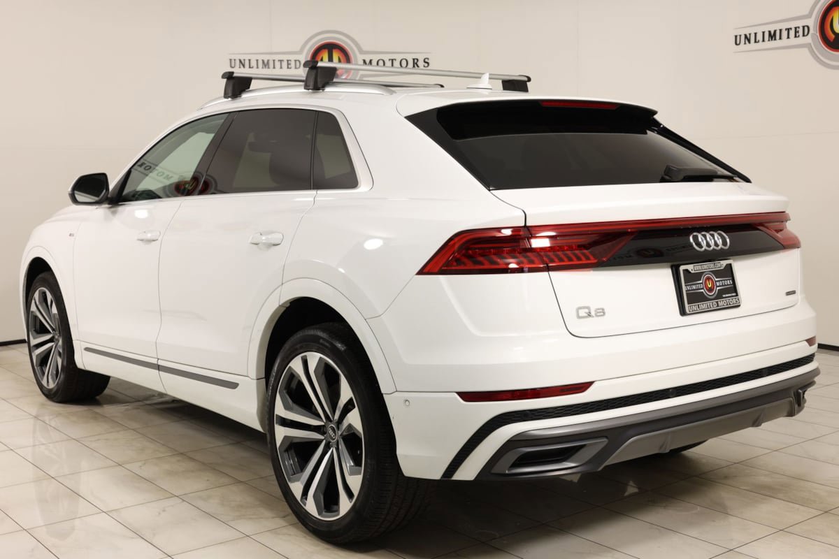 Used 2022 Audi Q8 Premium Plus AWD/4WD image 4
