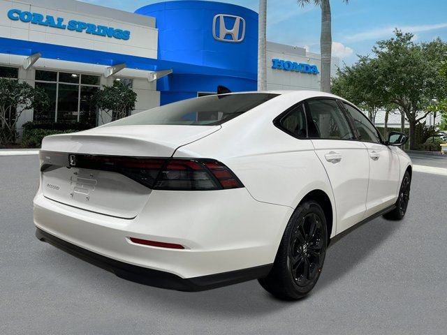 New 2025 Honda Accord SE image 5