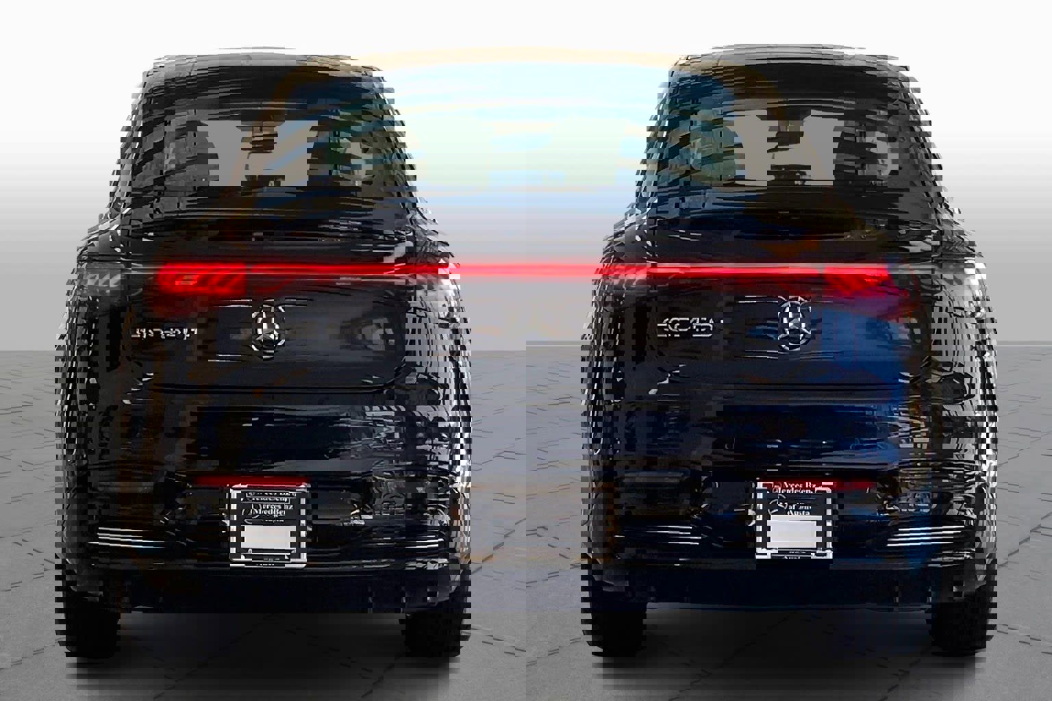 Used 2022 Mercedes-Benz EQS 450+ Sedan image 4