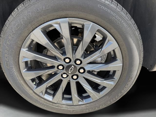 Used 2023 Chevrolet Traverse RS FWD image 39