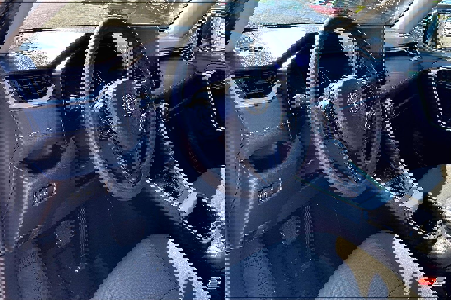 Used 2024 Toyota RAV4 XLE image 13