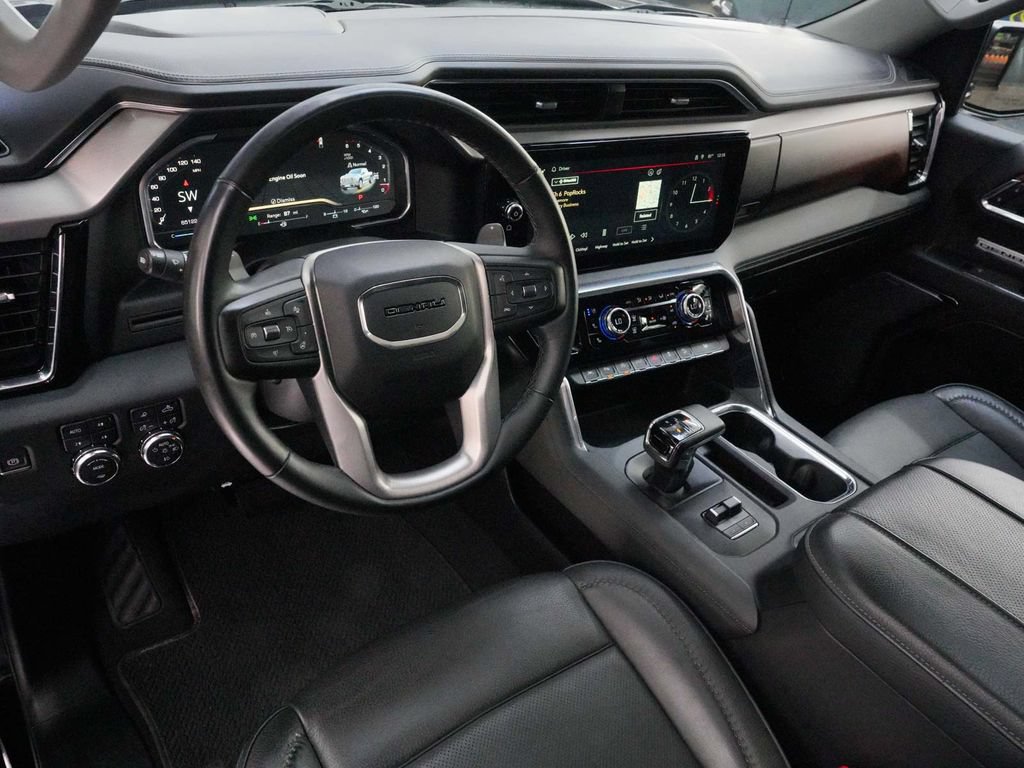 Used 2023 GMC Sierra 1500 Denali AWD/4WD image 16