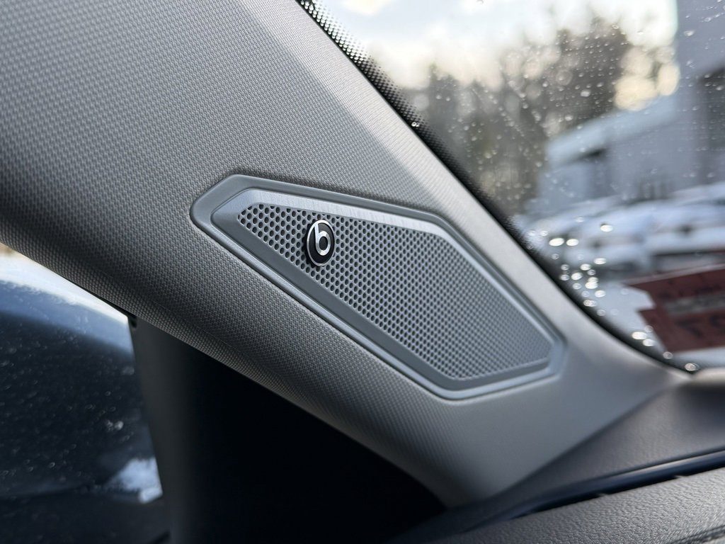 Used 2023 Volkswagen Jetta SEL image 37