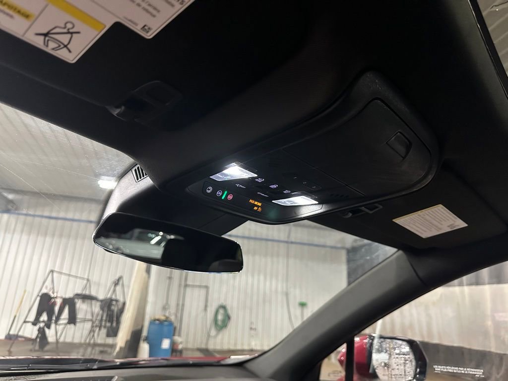 Used 2024 Cadillac XT4 Sport image 19