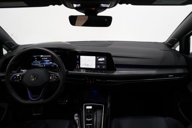 Used 2024 Volkswagen Golf R image 13