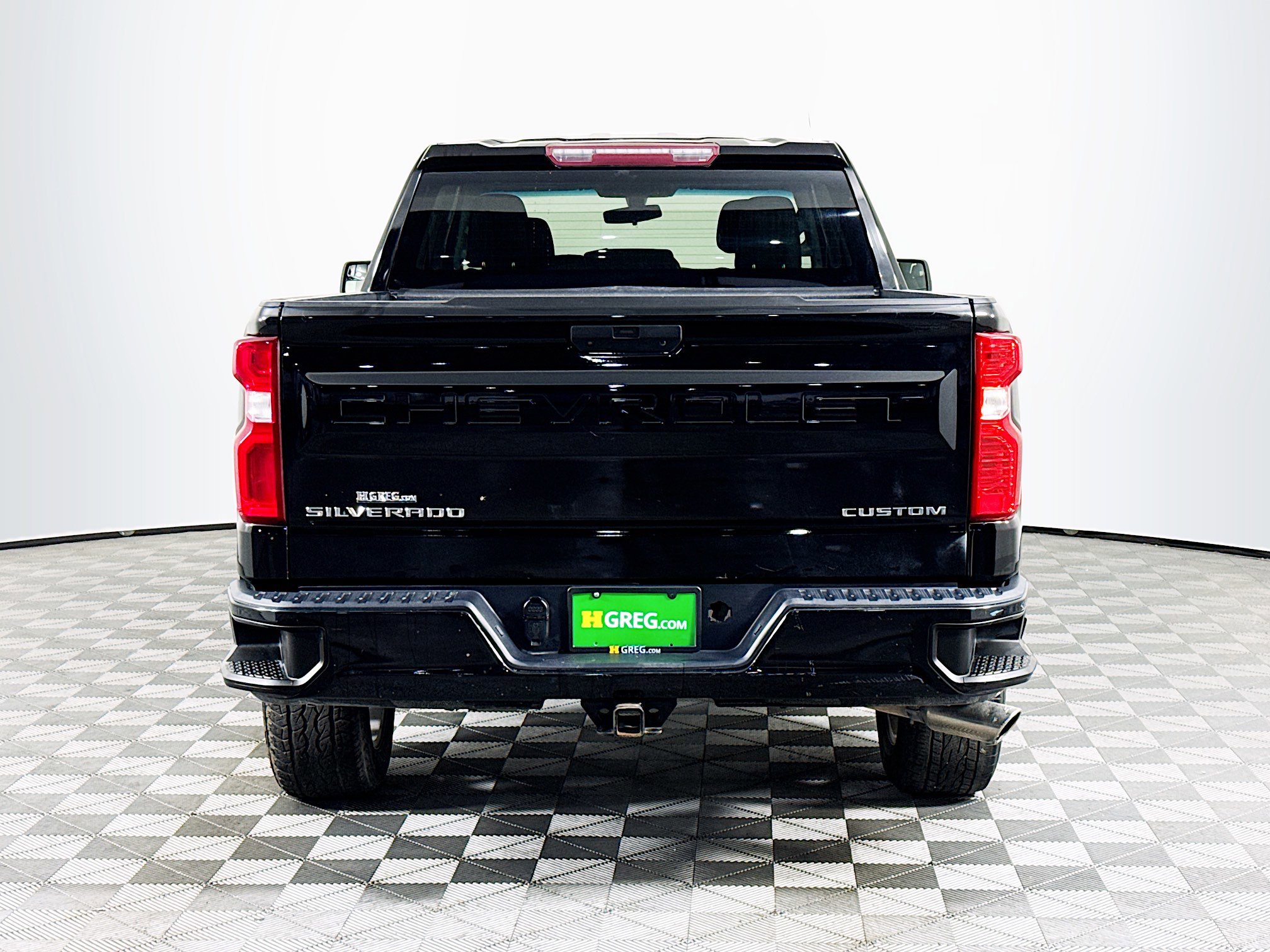 Used 2020 Chevrolet Silverado 1500 Custom w/ Custom Value Package RWD image 8