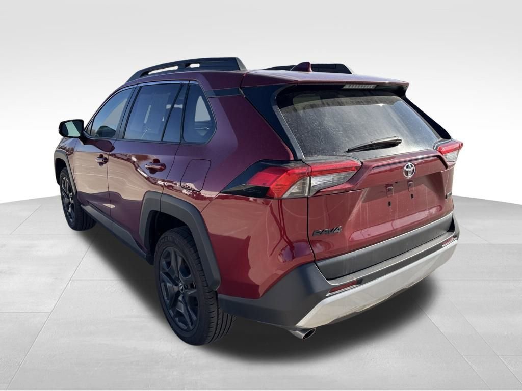 Used 2024 Toyota RAV4 Adventure image 4