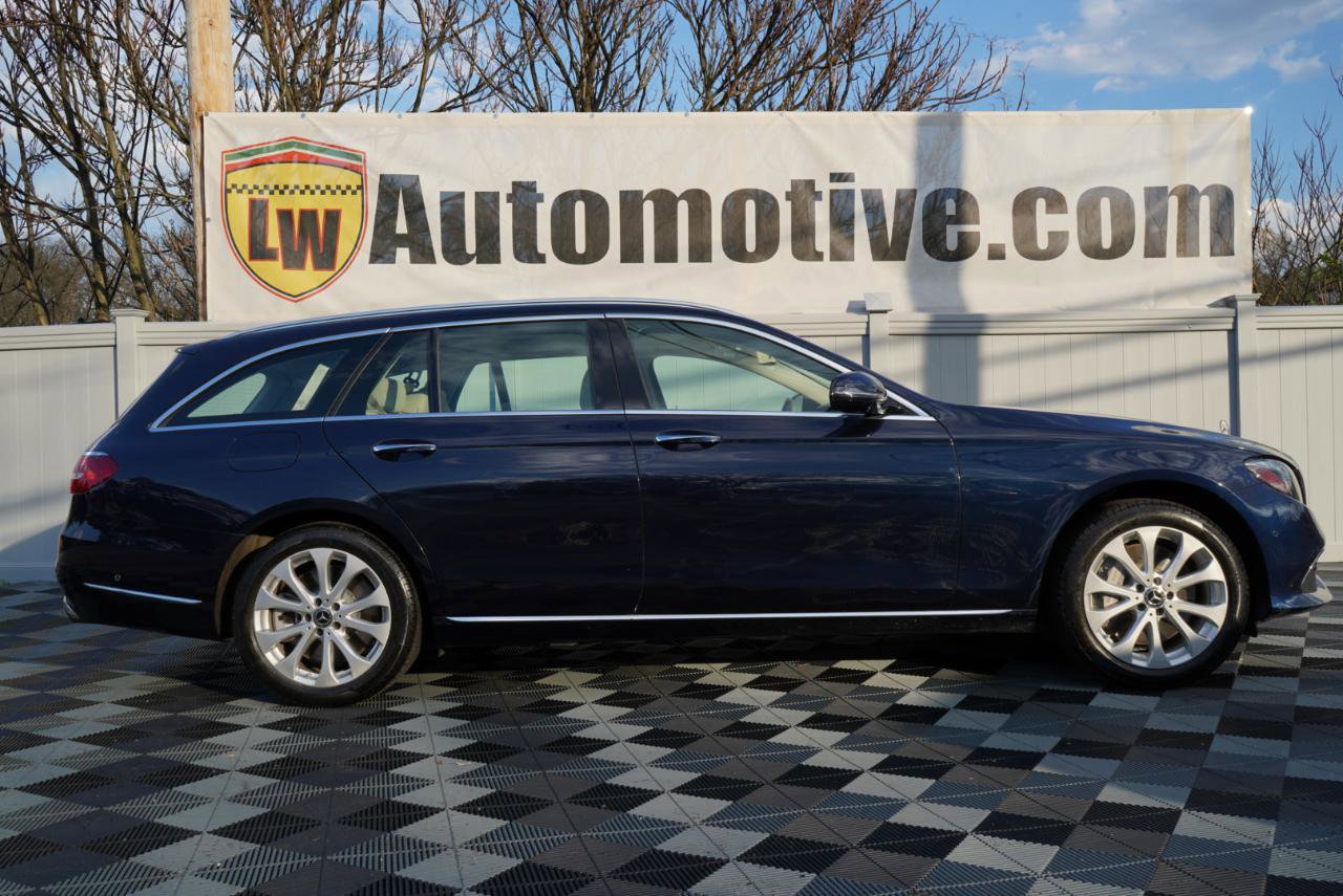 Used 2019 Mercedes-Benz E 450 4MATIC Wagon w/ Premium Package image 4