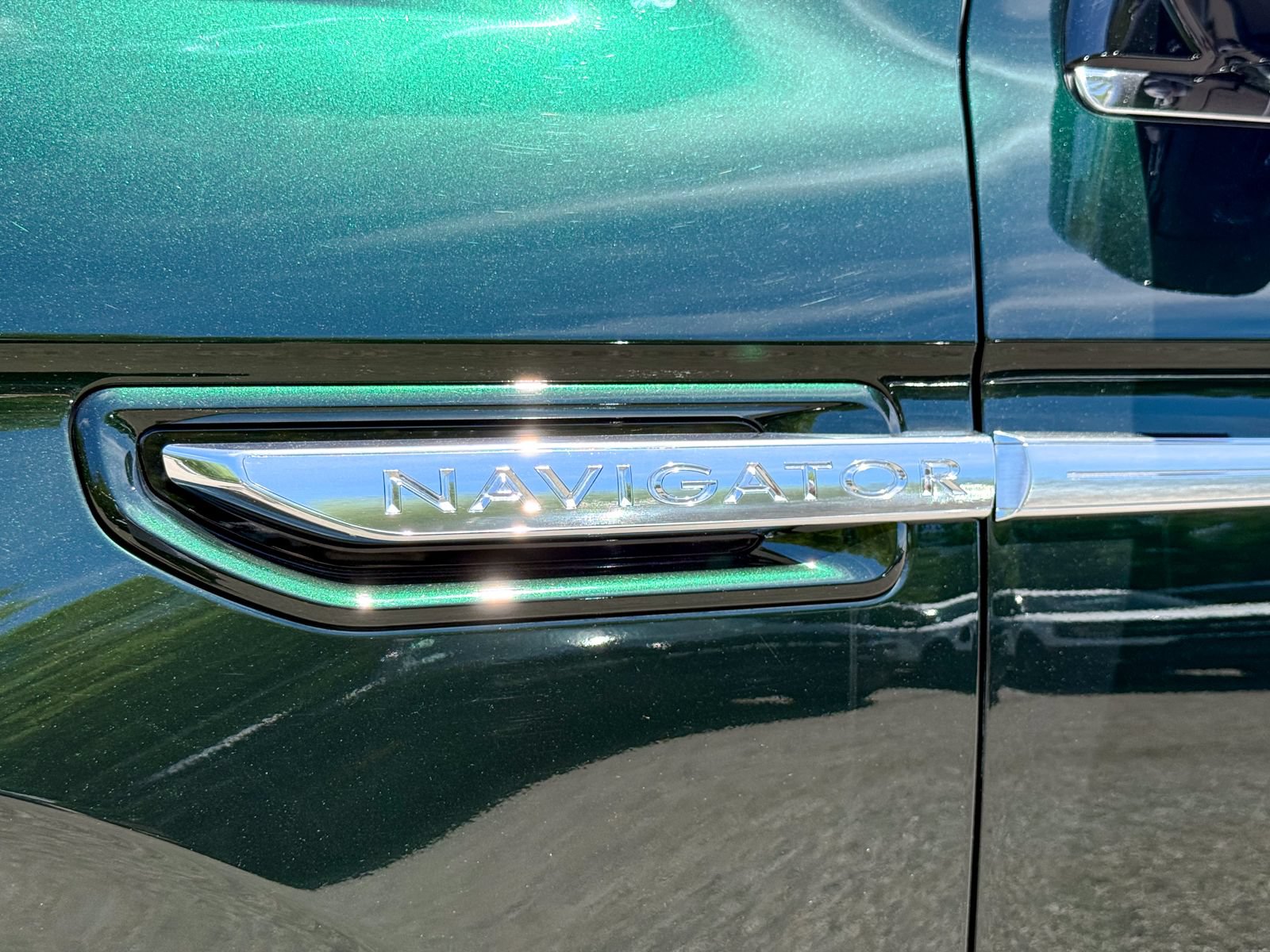 Used 2021 Lincoln Navigator Reserve AWD/4WD image 12