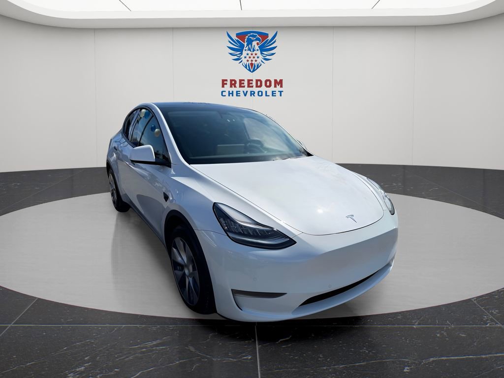 Used 2021 Tesla Model Y Long Range image 7