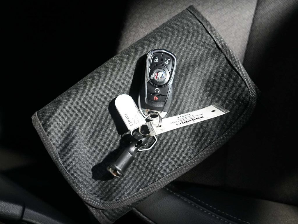 Used 2023 Buick Encore GX Select AWD/4WD image 21
