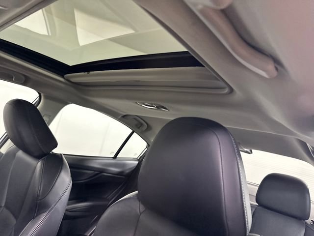 Used 2018 Subaru Impreza 2.0i Limited image 12