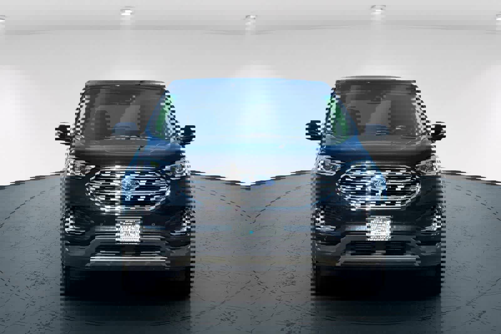 Used 2019 Ford Edge Titanium w/ Equipment Group 301A image 10