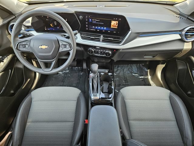 Used 2026 Chevrolet Trax LT FWD image 26