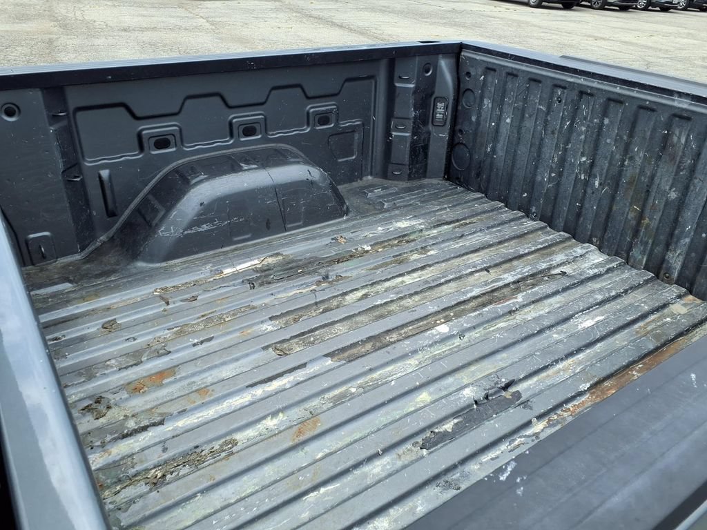 Used 2022 Chevrolet Silverado 1500 Custom RWD image 23