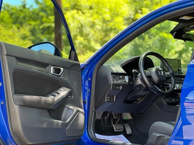Used 2023 Honda Civic Sport image 9