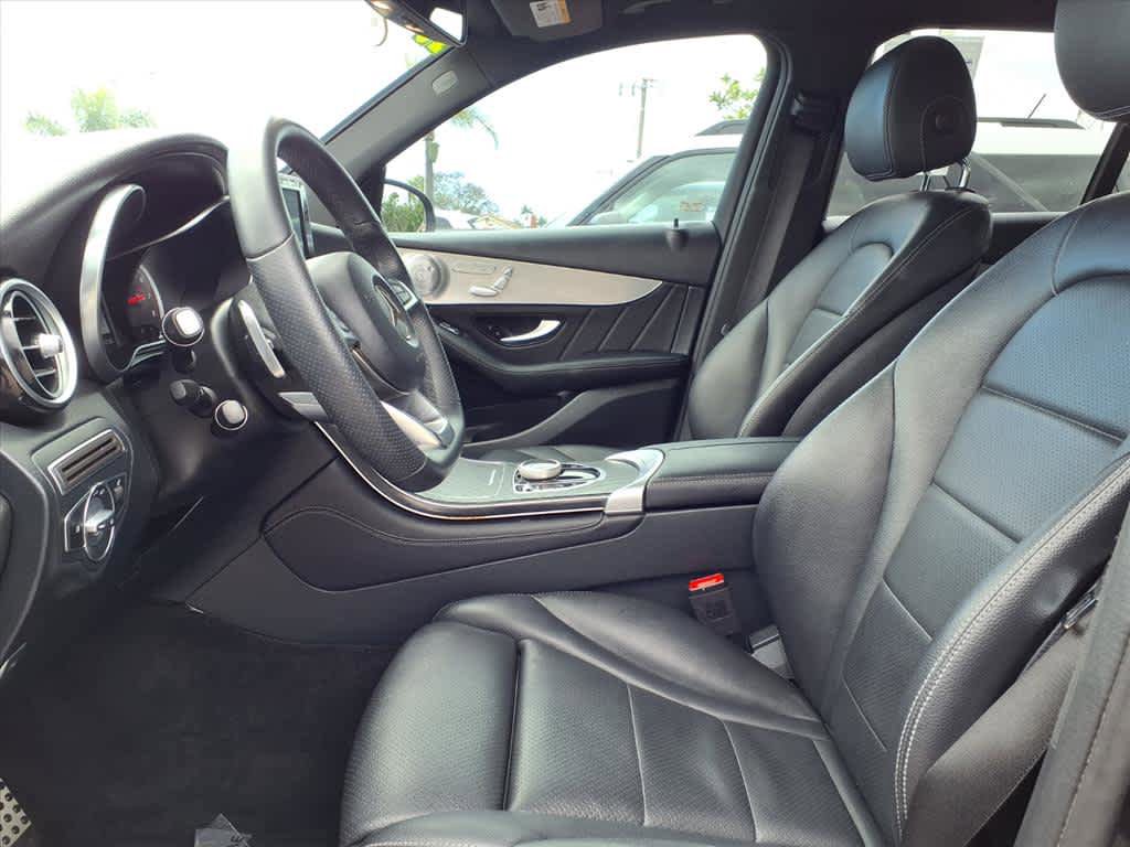 Used 2019 Mercedes-Benz GLC 300 image 20