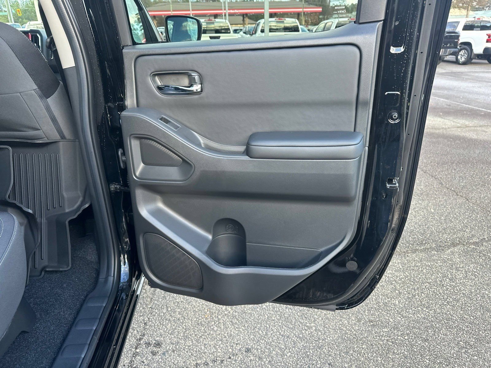 New 2026 Nissan Frontier SV w/ All-Weather Content Package AWD/4WD image 16