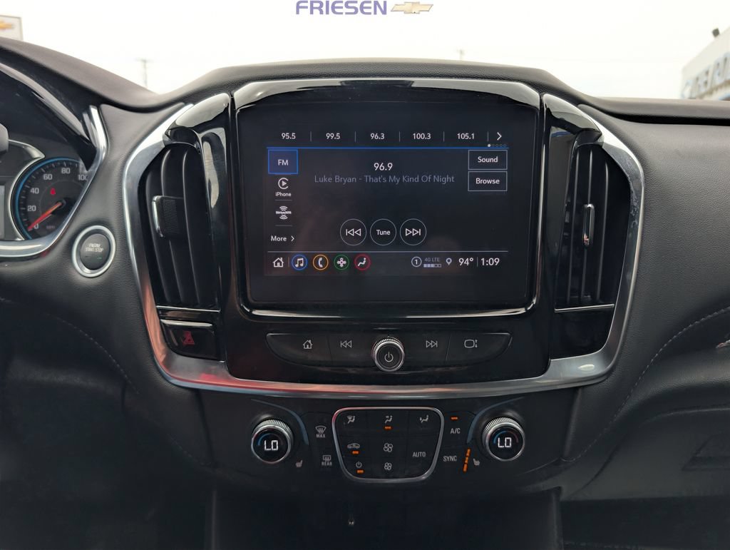 Used 2023 Chevrolet Traverse LT FWD image 13