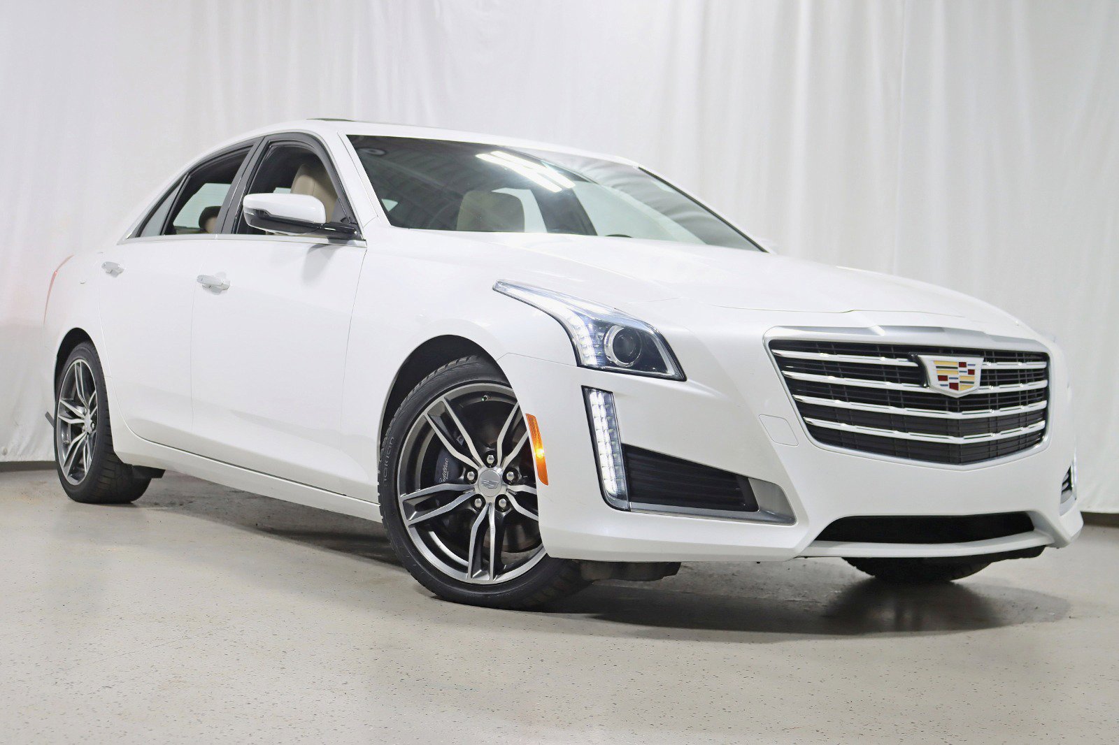 Used 2018 Cadillac CTS Luxury image 7