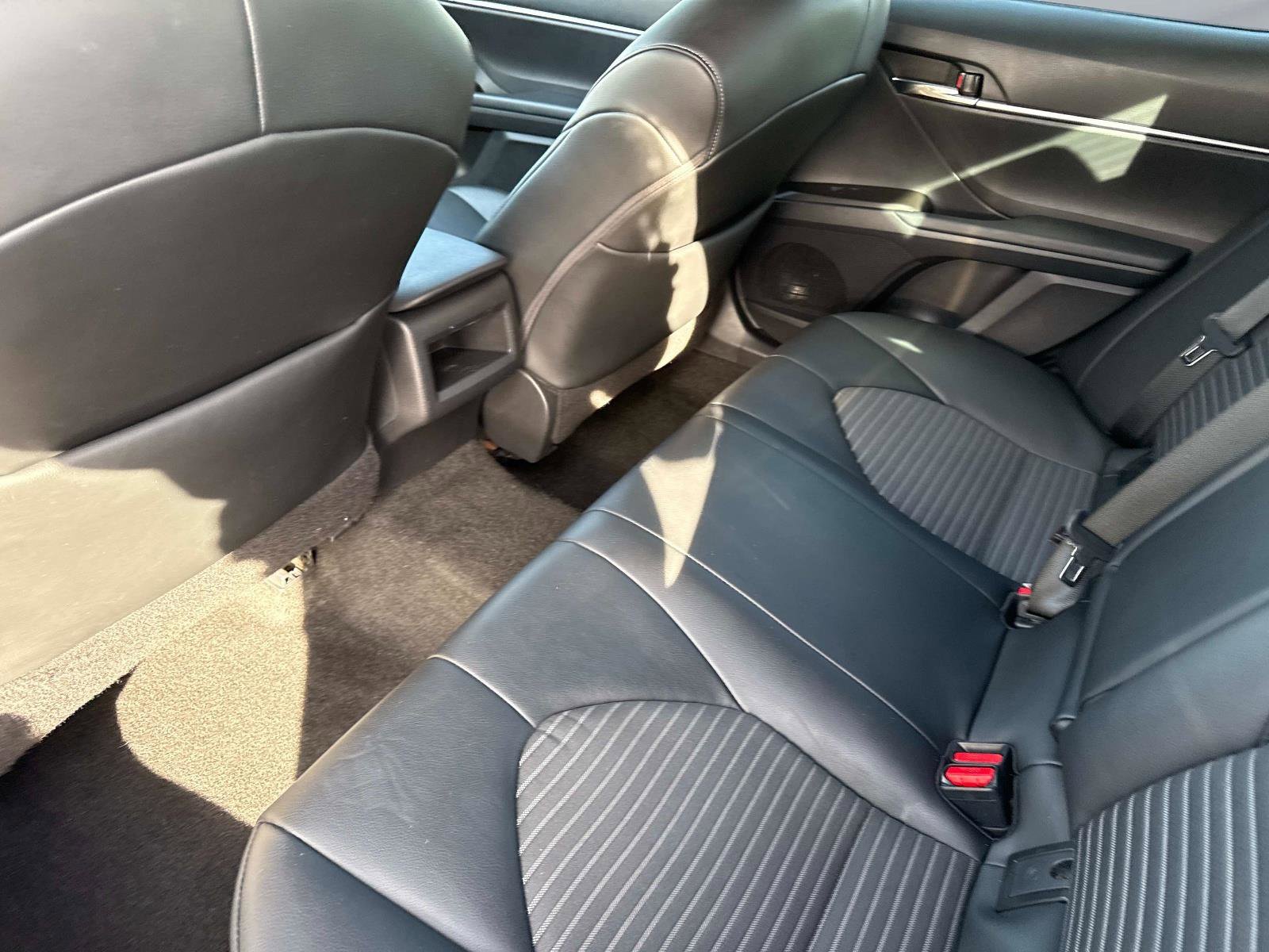 Used 2021 Toyota Camry SE image 14