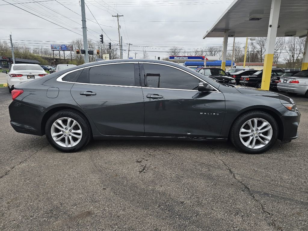 Used 2017 Chevrolet Malibu LT image 12