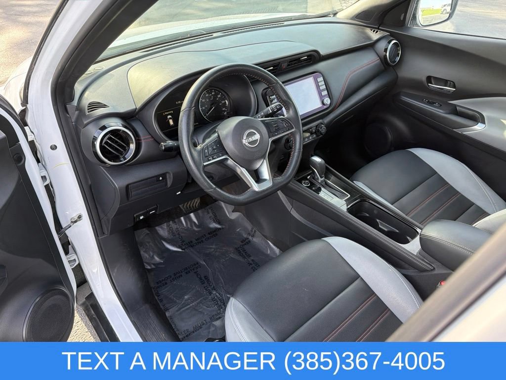 Used 2023 Nissan Kicks SR w/ SR Premium Package FWD image 11