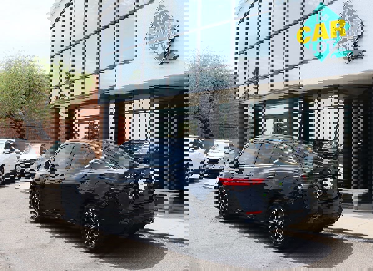 Used 2025 Nissan Sentra SV image 9