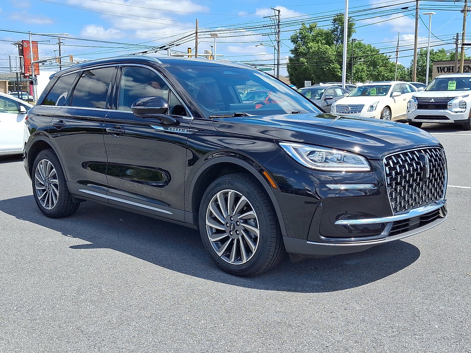 Used 2023 Lincoln Corsair Reserve w/ Equipment Group 201A AWD/4WD image 3