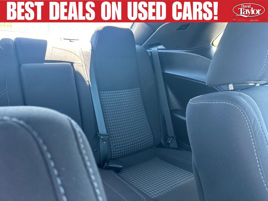 Used 2021 Dodge Challenger SXT RWD image 26