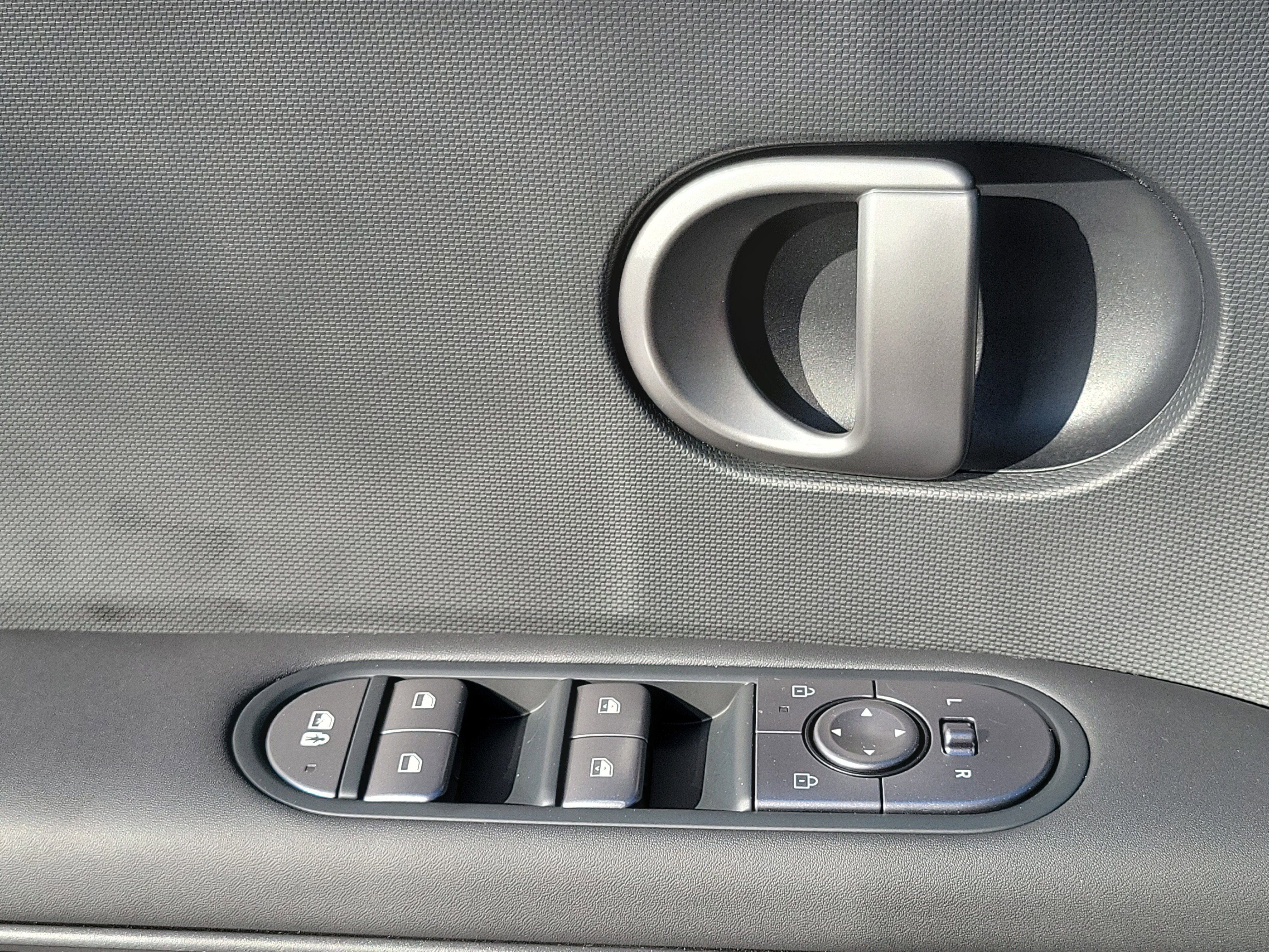Certified 2026 Hyundai Ioniq 5 SEL RWD image 17