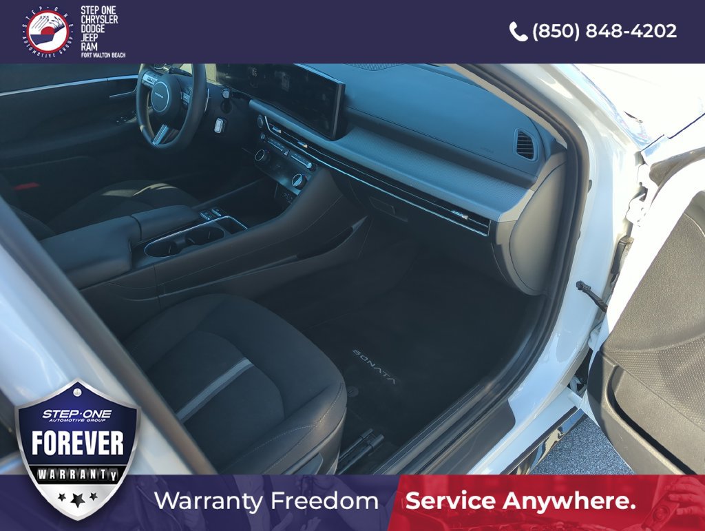 Used 2025 Hyundai Sonata SEL FWD image 31
