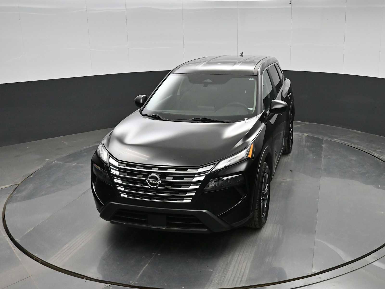 Used 2024 Nissan Rogue SV FWD image 25