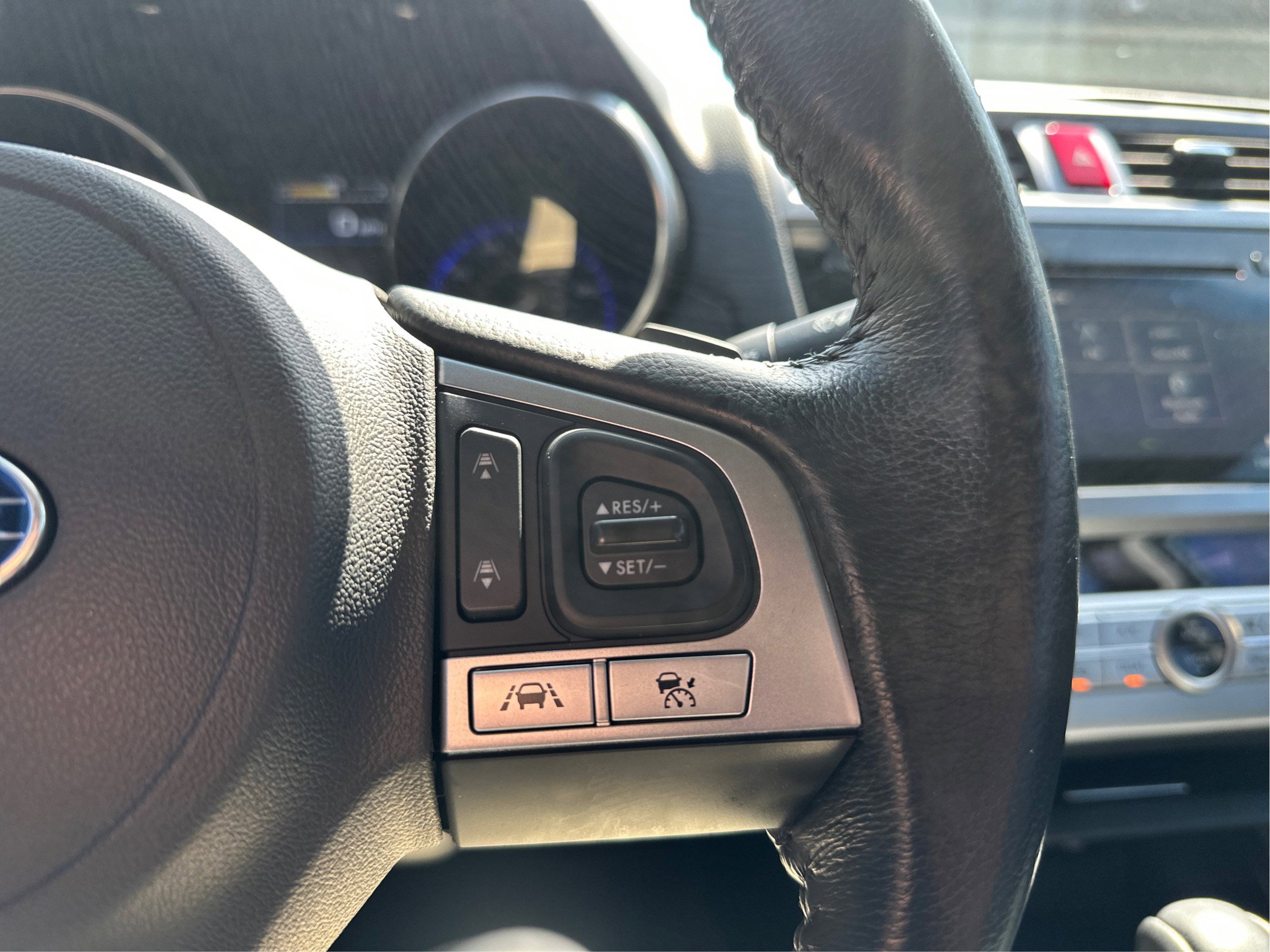 Used 2017 Subaru Legacy 2.5i Limited AWD/4WD image 34