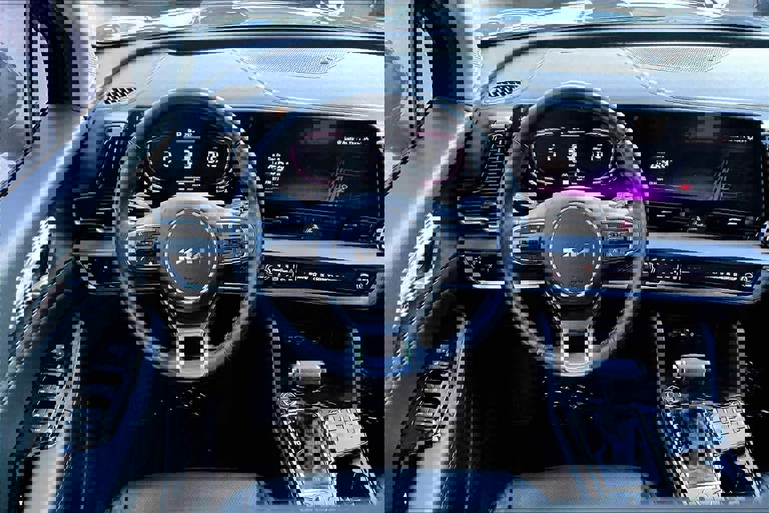 Certified 2023 Kia Sportage EX image 5