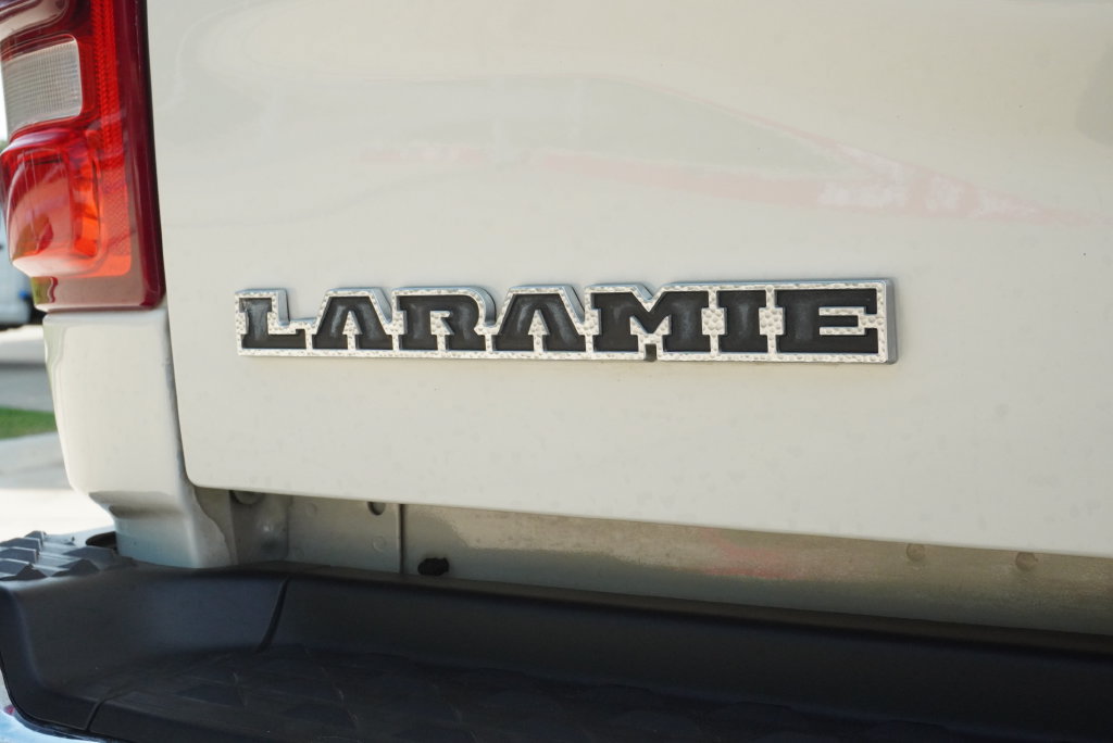 Used 2021 RAM 3500 Laramie AWD/4WD image 12