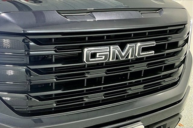 Used 2024 GMC Sierra 1500 Elevation image 32