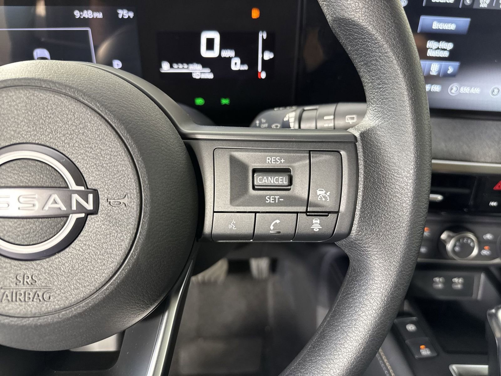 New 2025 Nissan Kicks SV image 13