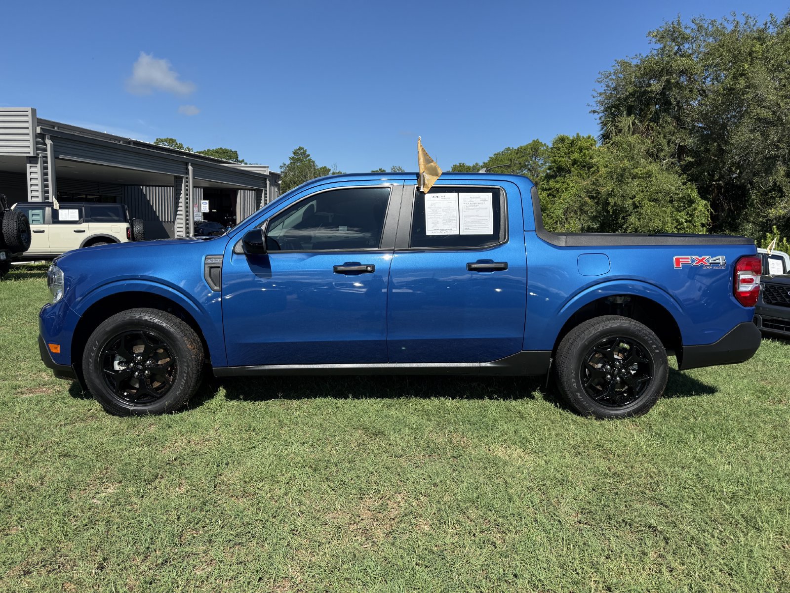 Used 2024 Ford Maverick XLT w/ XLT Luxury Package AWD/4WD image 8