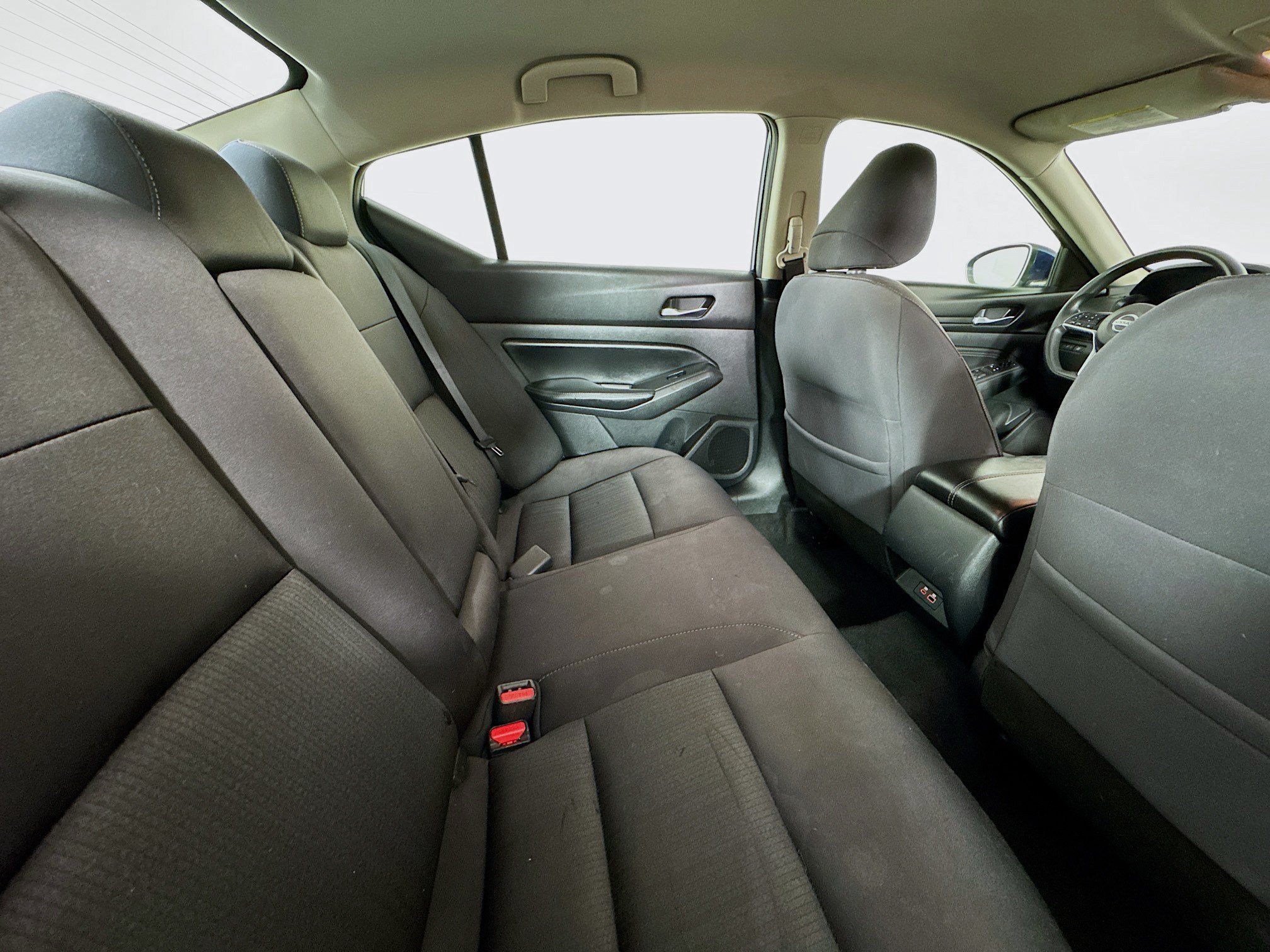 Used 2020 Nissan Altima 2.5 S FWD image 25