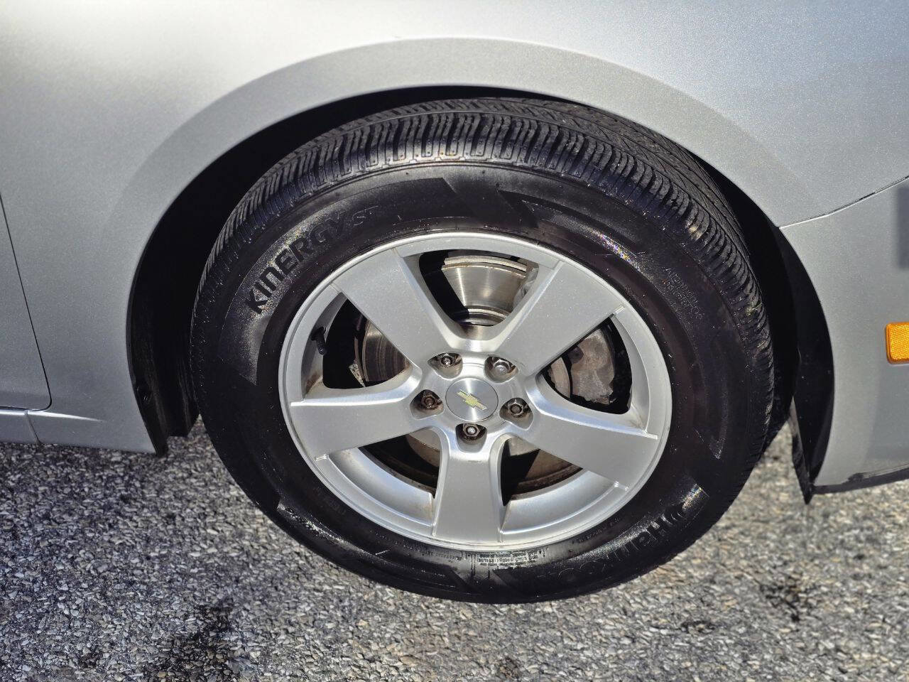 Used 2016 Chevrolet Cruze LT w/ Technology Package image 11