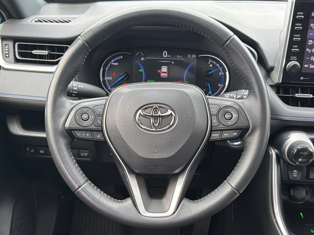 Used 2022 Toyota RAV4 XSE AWD/4WD image 24