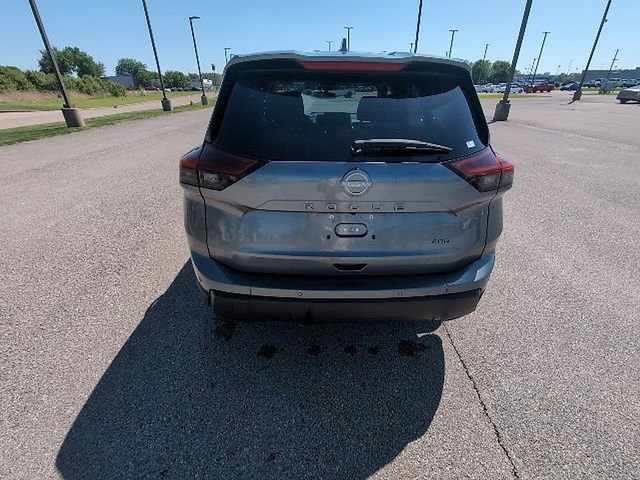 Used 2025 Nissan Rogue SV AWD/4WD image 7