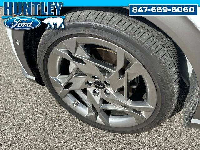 Used 2023 Genesis GV60 Performance image 8