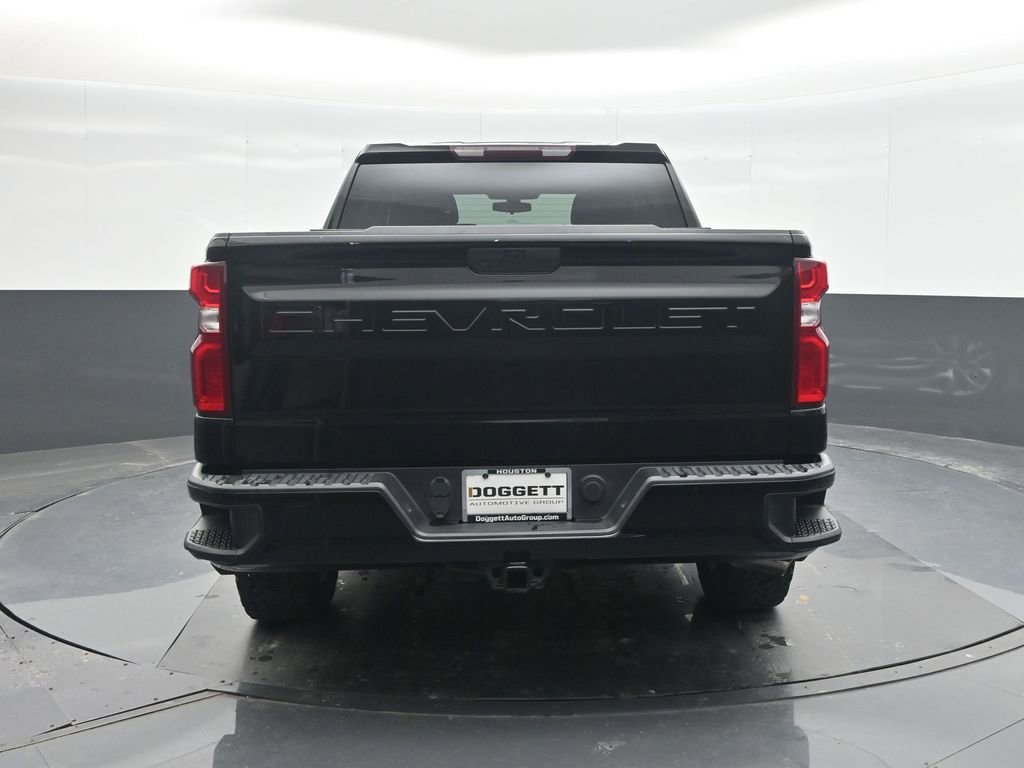 Used 2020 Chevrolet Silverado 1500 Custom w/ Custom Value Package RWD image 16