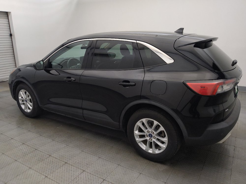 Used 2020 Ford Escape SE FWD image 3